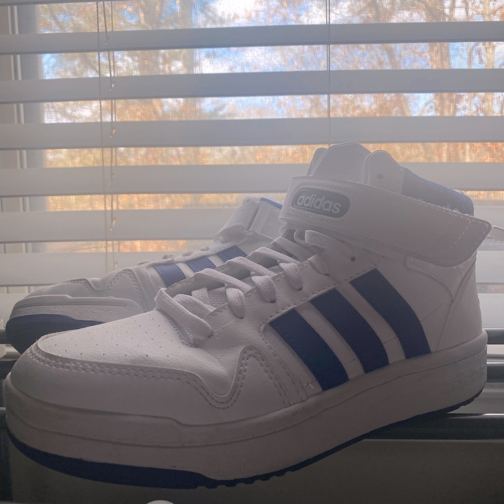 Adidas’s men’s Postmove Mid basketball shoes